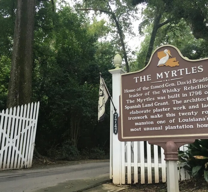 entrance to the myrtles