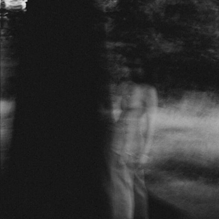 white bluff screamer